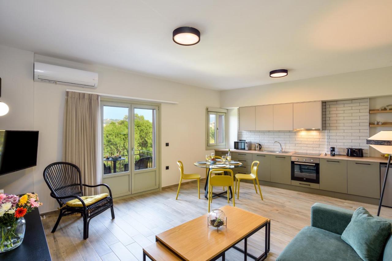 Dandelion Apartments Chania  Bagian luar foto