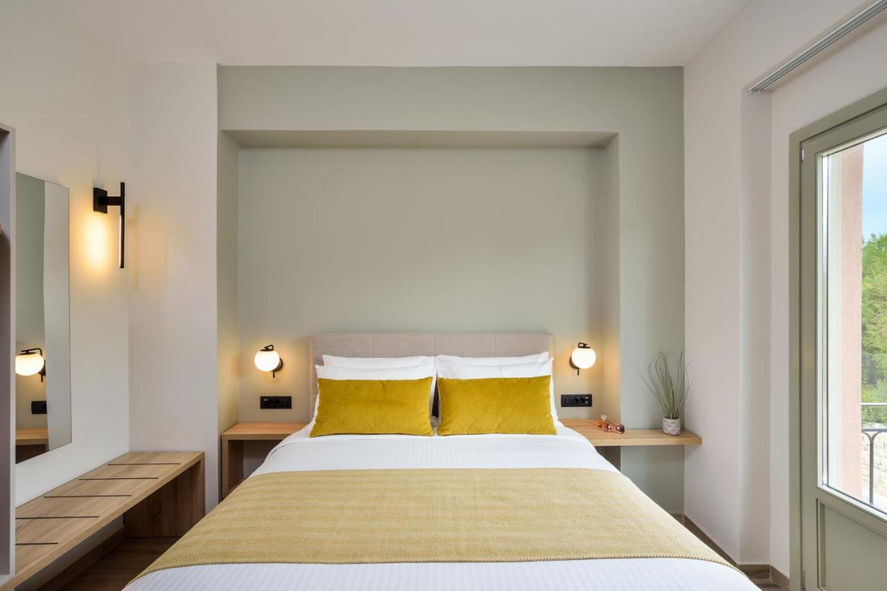 Dandelion Apartments Chania  Bagian luar foto