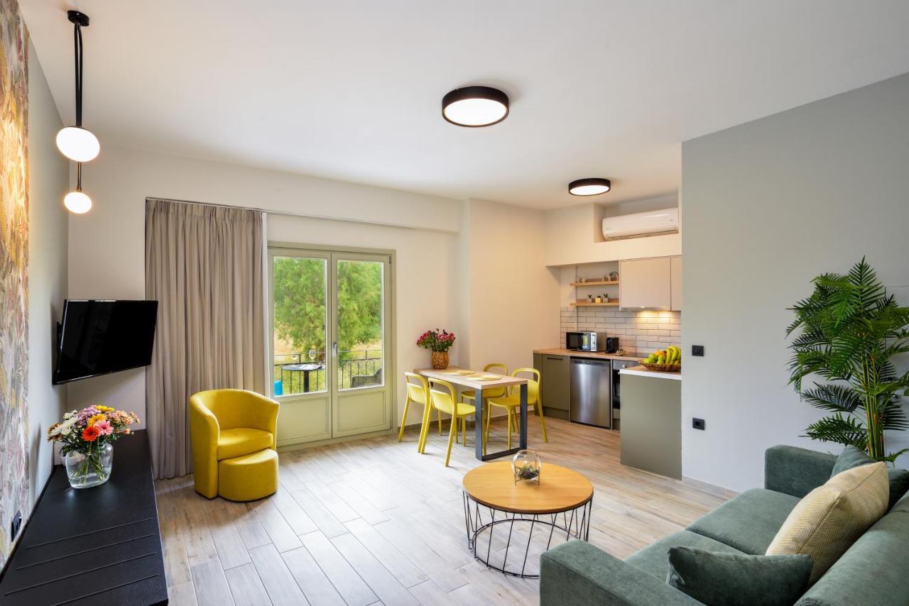 Dandelion Apartments Chania  Bagian luar foto
